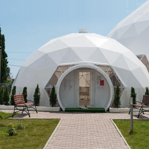 Tenda de cúpula de luxo personalizável, moderno salão urbano para jantares e eventos sociais, à prova de intempéries e design elegante