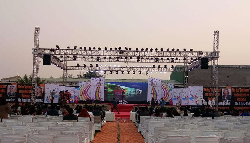 Alumínio personalizado do fardo do telhado do preço de fábrica com sistema de elevação fácil instala a fase exterior para o evento do concerto