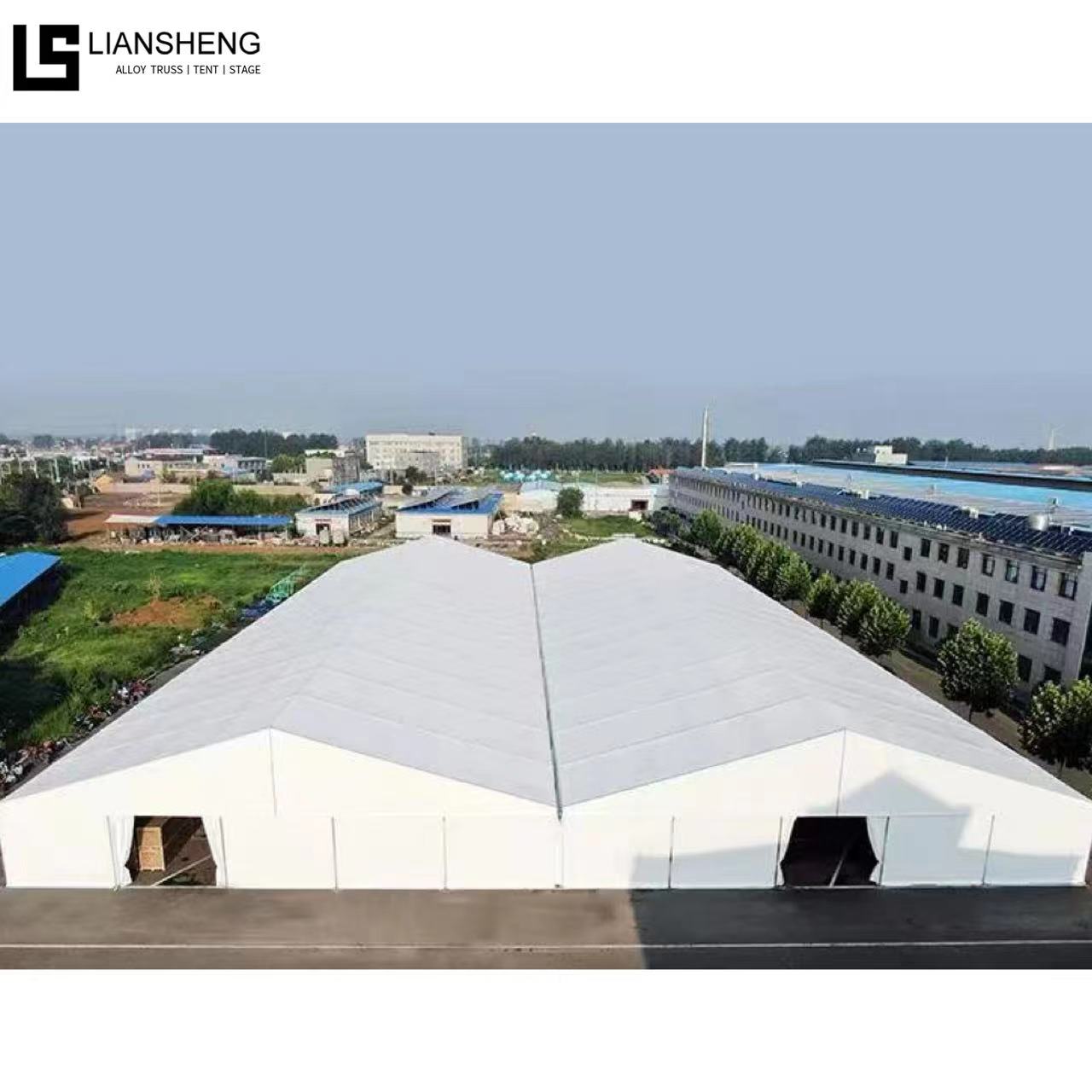 Tenda para casamento em alum&iacute;nio e PVC para 500 pessoas