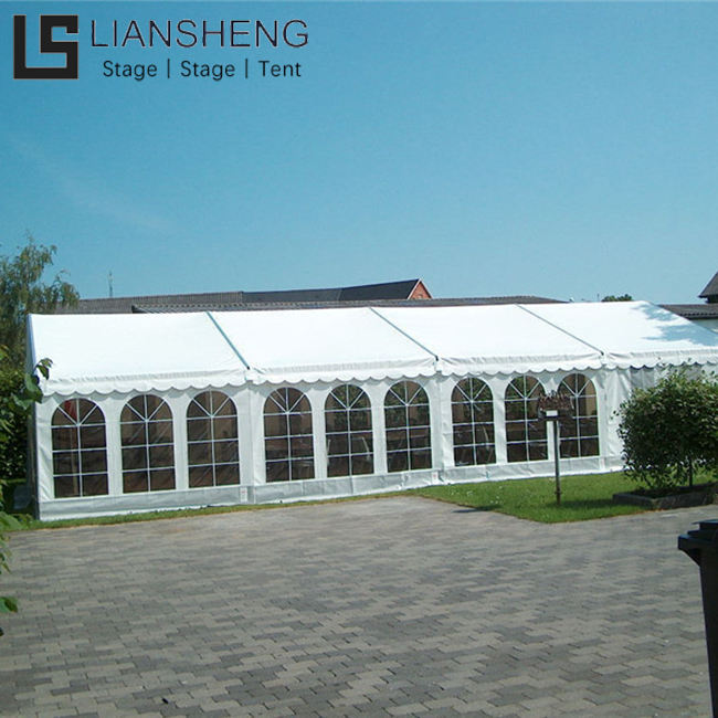 Tenda personalizada para eventos de casamento (20m×30m) — Um espaço romântico exclusivo para salvaguardar o seu casamento perfeito.