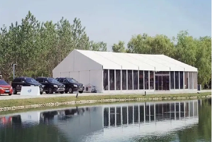 Considerações de projeto para tendas de exposição de alumínio personalizadas