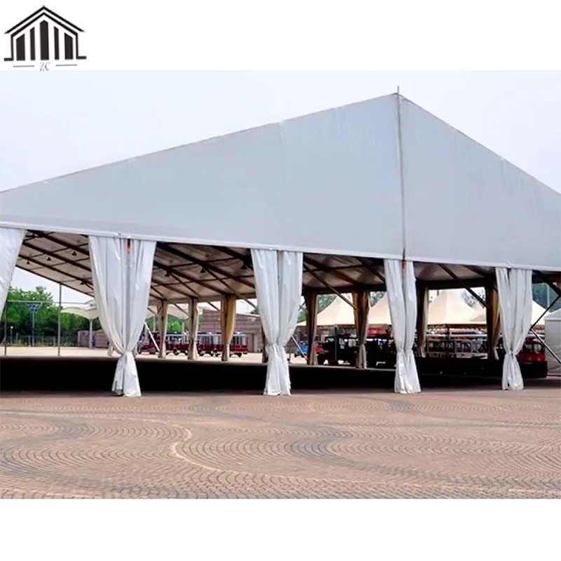 Tenda personalizável em liga de alumínio de alta resistência. Fácil de configurar, conveniente para mover. Adequado para reuniões e piqueniques ao ar livre.