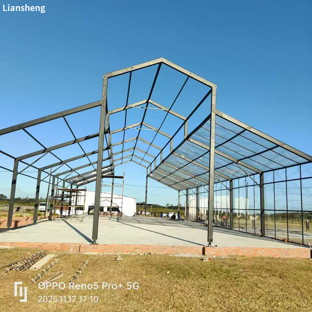 Tamanho e estilo personalizados de tendas de átrio ao ar livre projetadas especificamente para reuniões, casamentos e eventos de grande escala