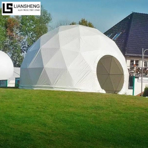 Tenda Domo Geodésico – Estrutura Moderna e Resistente para Eventos ao Ar Livre